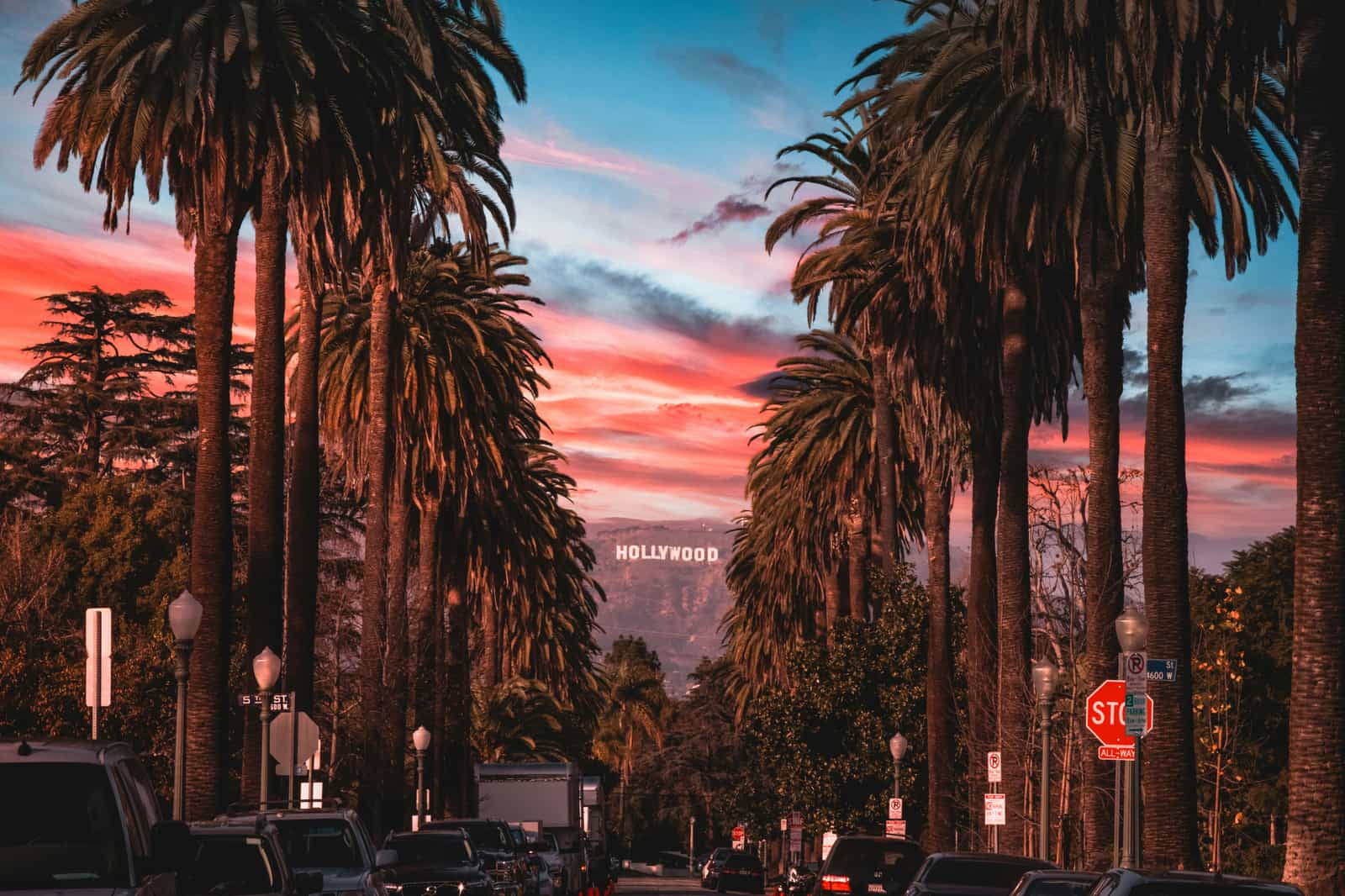 circle cover for LosAngeles- Welcome to LosAngeles—the Circle for all things LA! From beach sunsets and Hollywood moments to Dodgers games, foodie spots, city news, and local life, this is your place to share and discover what makes LA unique. Locals, newcomers, and visitors—let's talk Los Angeles.
