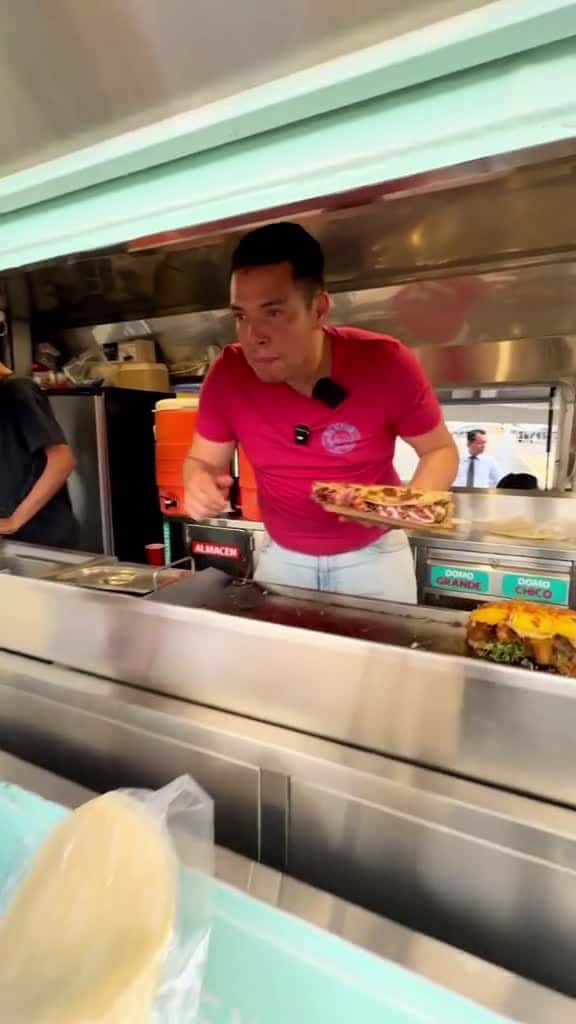 Cover for Burrito de chapulines chiquitos en Pig Fish Foodtruck en Oaxaca Fue muy unico este burrito 67429 #trend