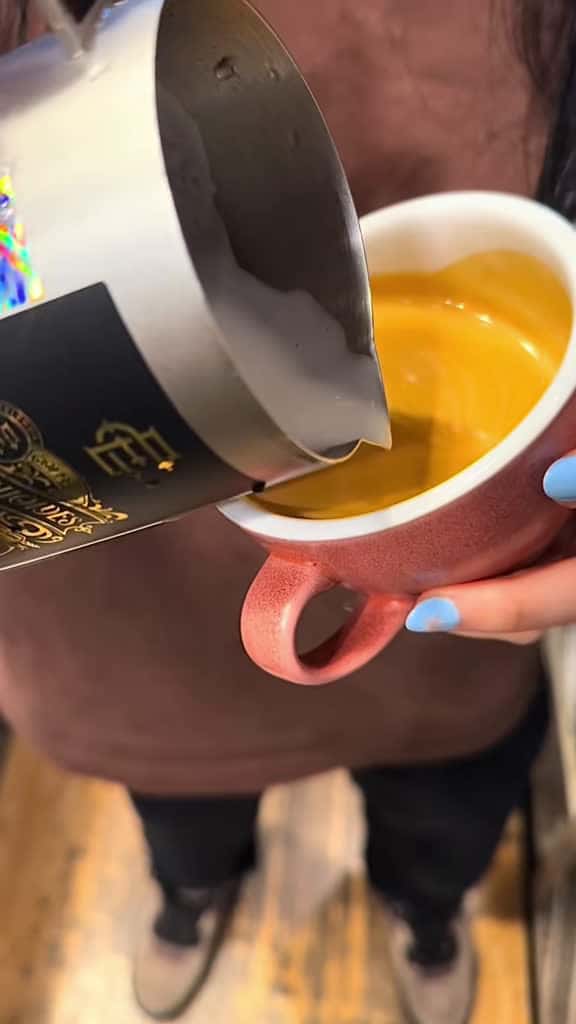 Cover for Watch this stunning Sun Dragon come to life in latte art! ☀️🐲 #latteart #coffee #barista