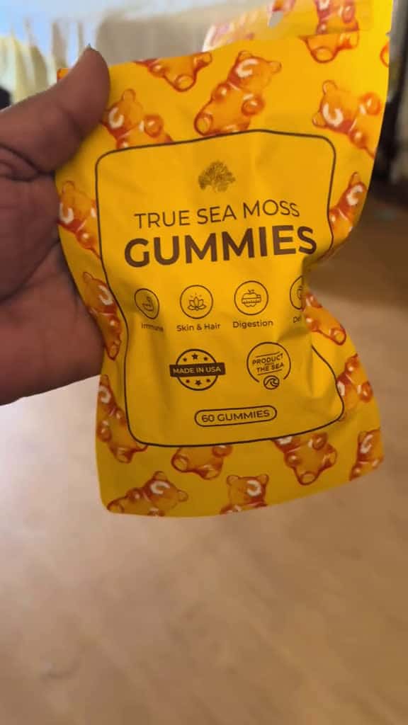 Cover for 💚 “Not your average gummy…” 🍃 “Sea moss, but make it easy.” ✨ “Energy ✔️ Glow ✔️ Immunity ✔️” 🧠 “Brain fog? Gut health? Sis, I got you.” created by Problematic with Problematic’s original sound