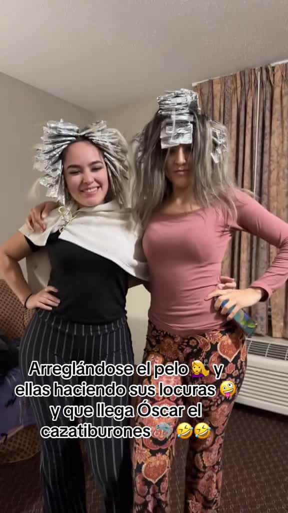 Cover for En San Antonio arreglendose su pelo las 3 par de meduzas 58123 #american