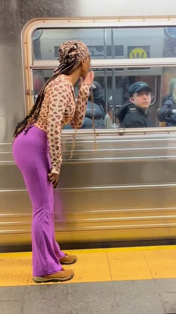 Cover for Spreading love in NYC compliation reels nyc Love lol comedia kindness viral smiles life fu 81694 #america