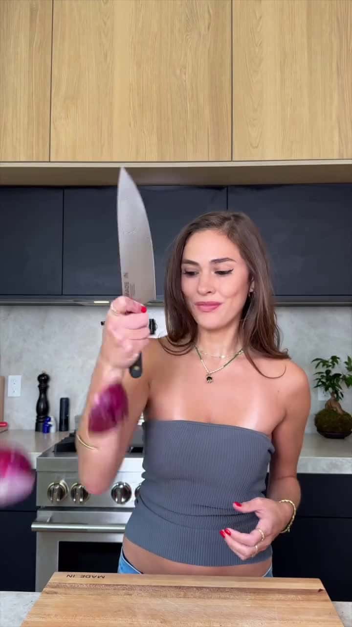 Cover for Can cooking get any sexier ❤️ 💥