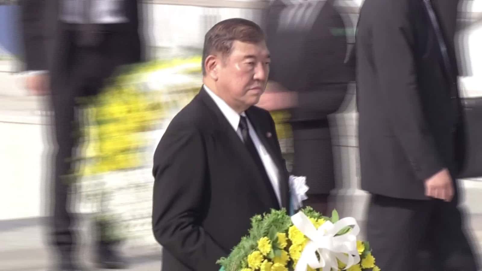 Cover for Japan's Ishiba honors Hiroshima victims, vows to push for disarmament