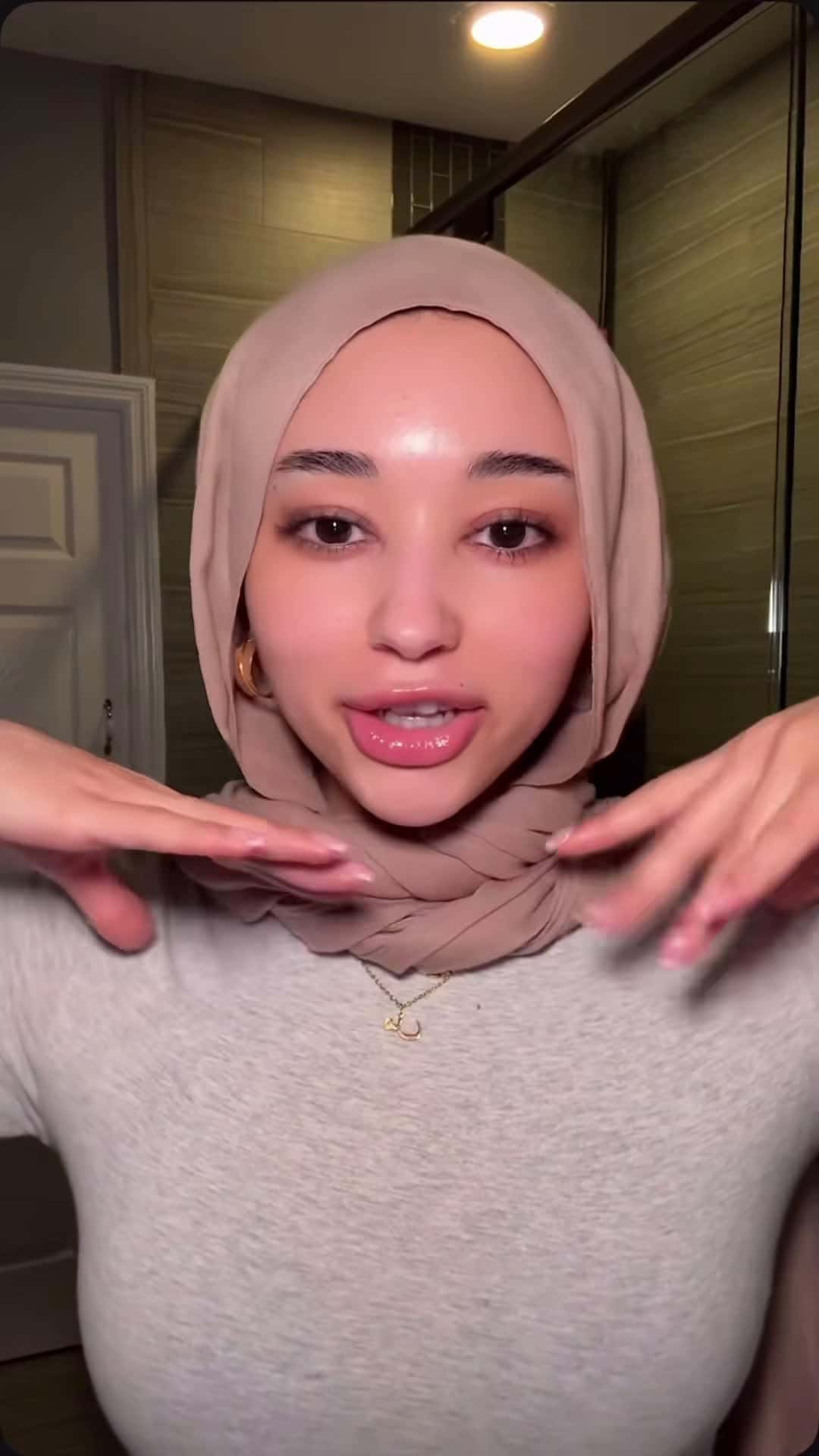 Cover for How to layer your skincare ✨ #skincare #skincareroutine  Products used: @La Roche-Posay purifying foaming cleanser @philosophy clear days ahead cleanser @medicube global zero pore pad 2.0 @Caudalie vinoperfect serum  @Olehenriksen banana bright eye creme  @Kiehl's Since 1851 ultra facial cream  @laneigeus lip glowy balm