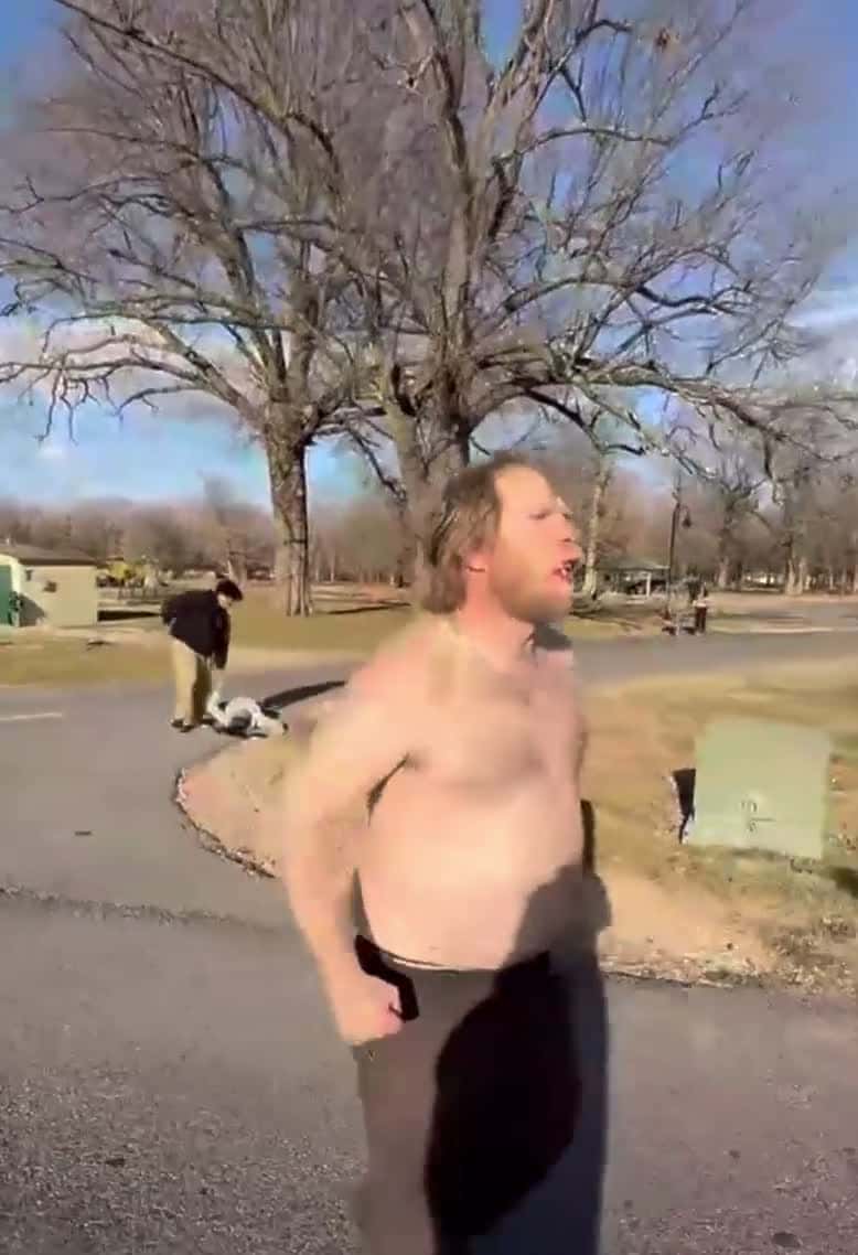 Cover for meth head hets caught beating his wife, civilians step in  #fake #acting