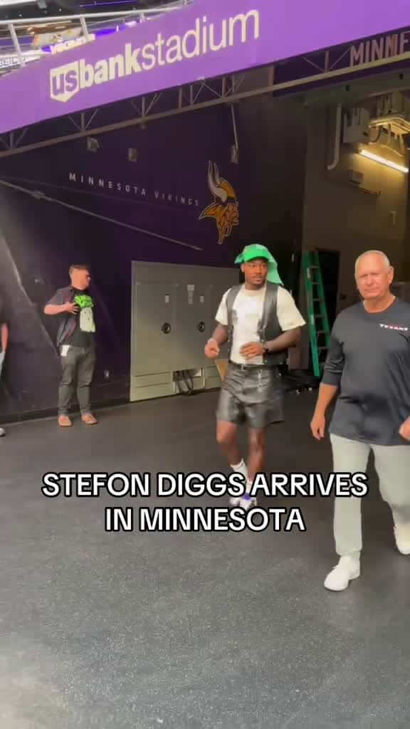 Cover for Back where it all started throwback minnesota stefondiggs week3 nfl texans nfltik 75342 #american