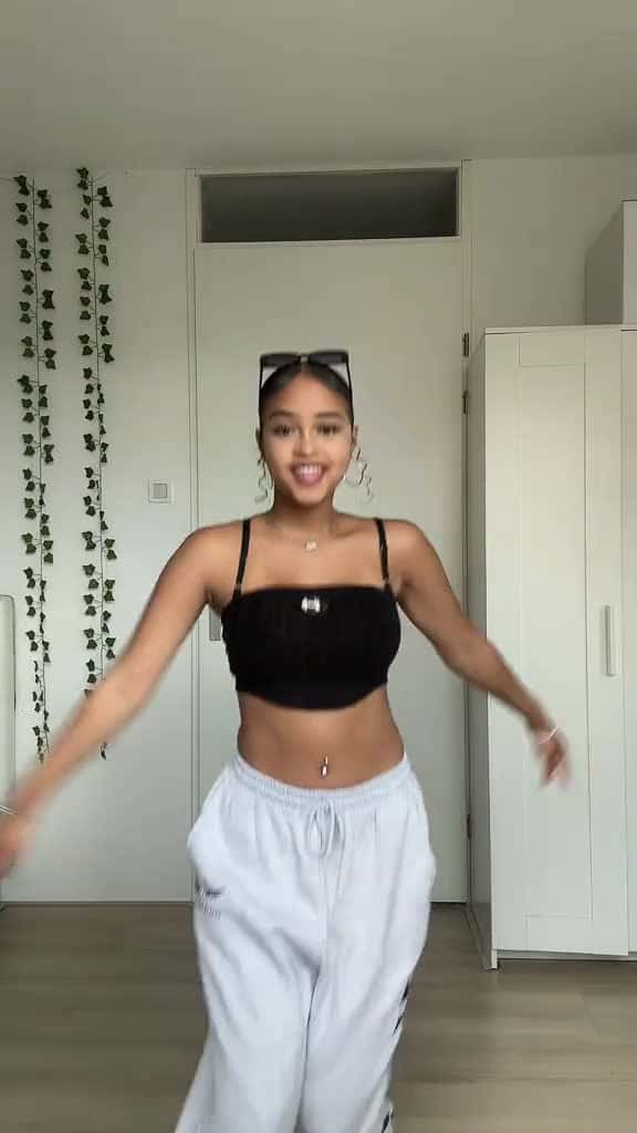 Cover for Milkshakesfyp dancer goviral milkshake zyxbca xyzabc blowthisup destinyjanaya for 39873 #nicevideo