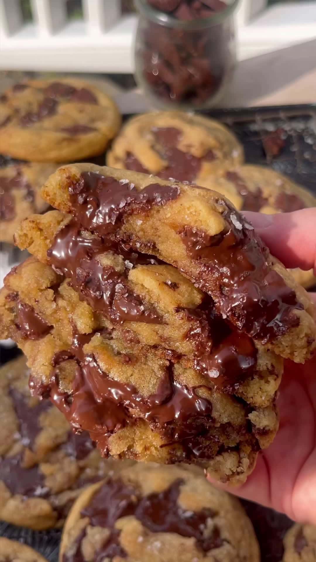 Cover for Regular CCCs? Don’t know ‘em. These are no-chill Brown Butter Chocolate Chip Cookies 😌 #brownbutter #chocolatechipcookiesrecipes #fypage #brownbutterchocolatechipcookies #nochillcookies #cookierecipes #fallbakingrecipes #fypppppppppppppppppppppp #easycookierecipe