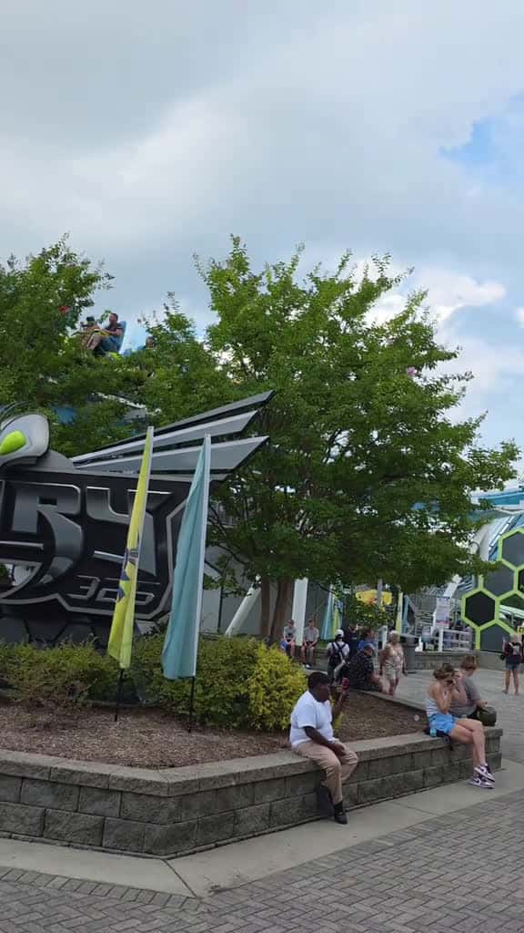 Cover for Happy National Roller Coaster Day! 🎢  What is your favorite Caolina Coaster at Carowinds? #Carowinds #nationalrollercoasterday #fyp #amusementpark #sixflags  created by 🅲🅰🆁🅾🆆🅸🅽🅳🆂 𝐅𝐚𝐧𝐬 with Bleachers’s Rollercoaster