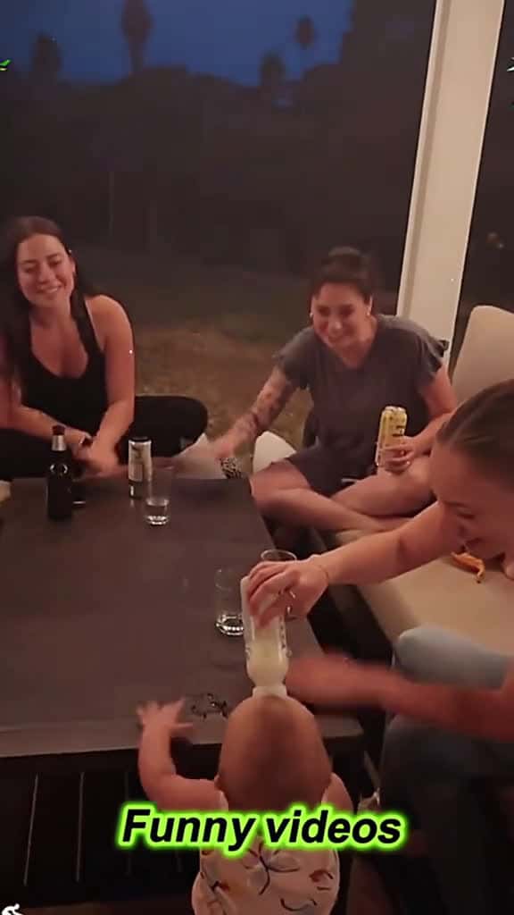 Cover for So funny fouryou fyp usa tiktok USA hahaha funnyvideos funny trend funnymoments bestie fun 76158 #trendingscoopz