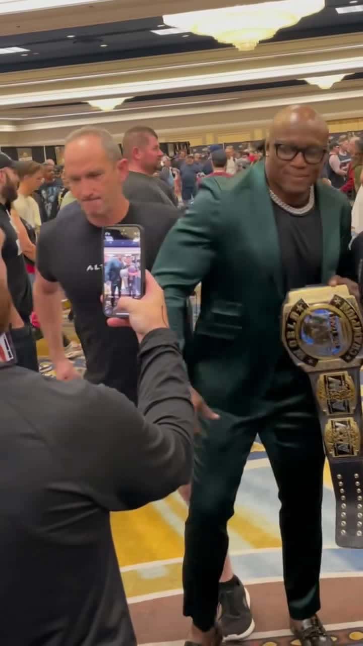 Cover for the greatest entertainer messes with Bobby lashley