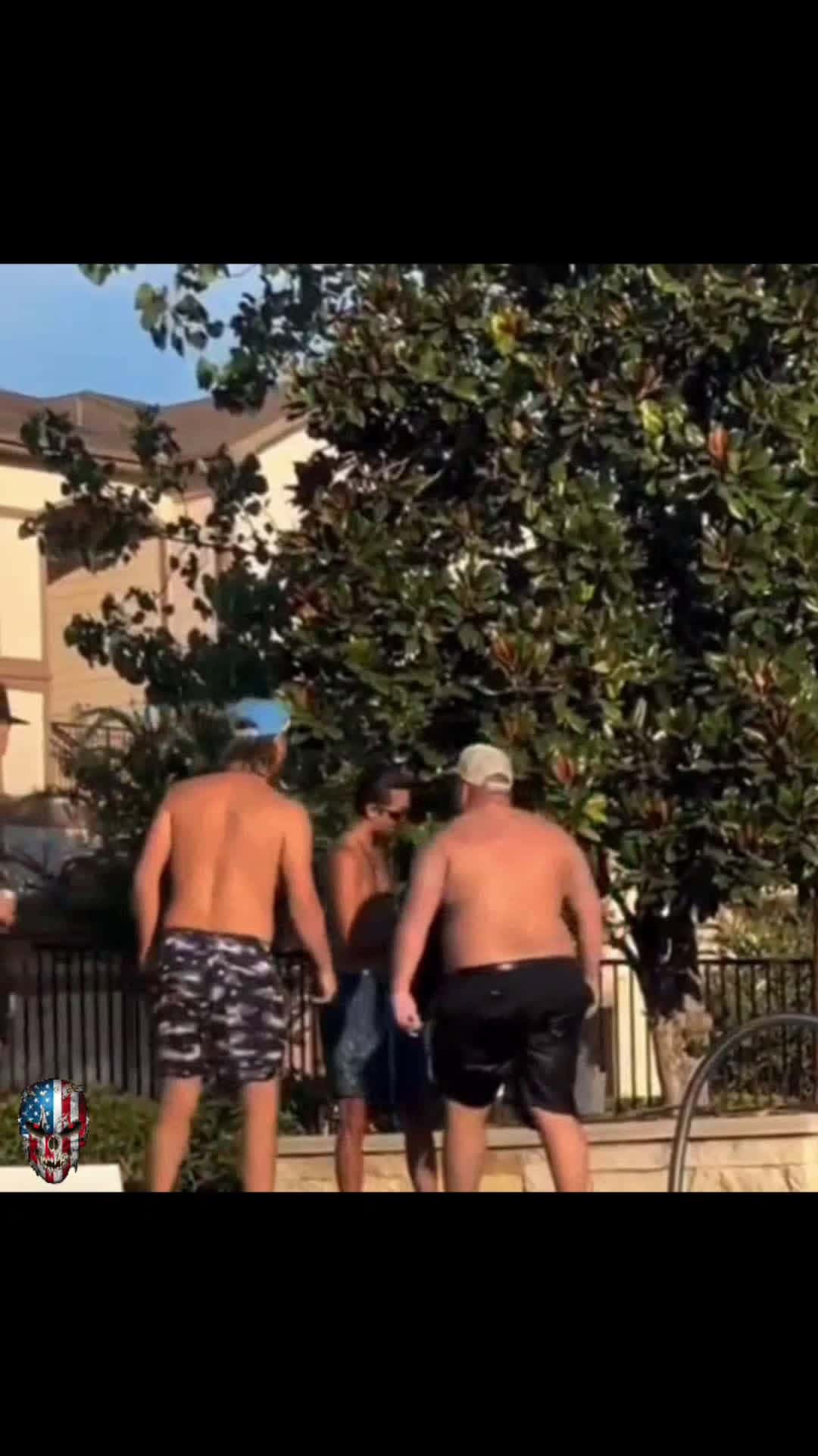 Cover for guy pulls blicky and gets served in Texas pool party 