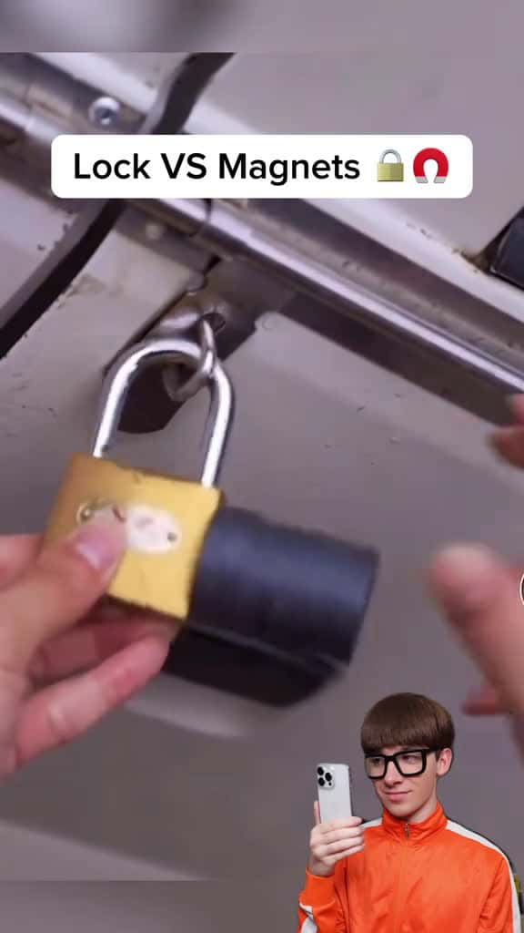 Cover for Magnet opens lock