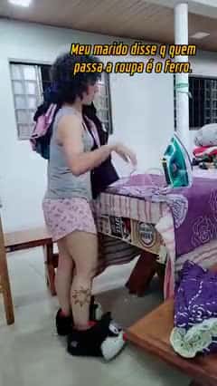 Cover for QUEM PASSA A ROUPA O FERRO #reels #humor