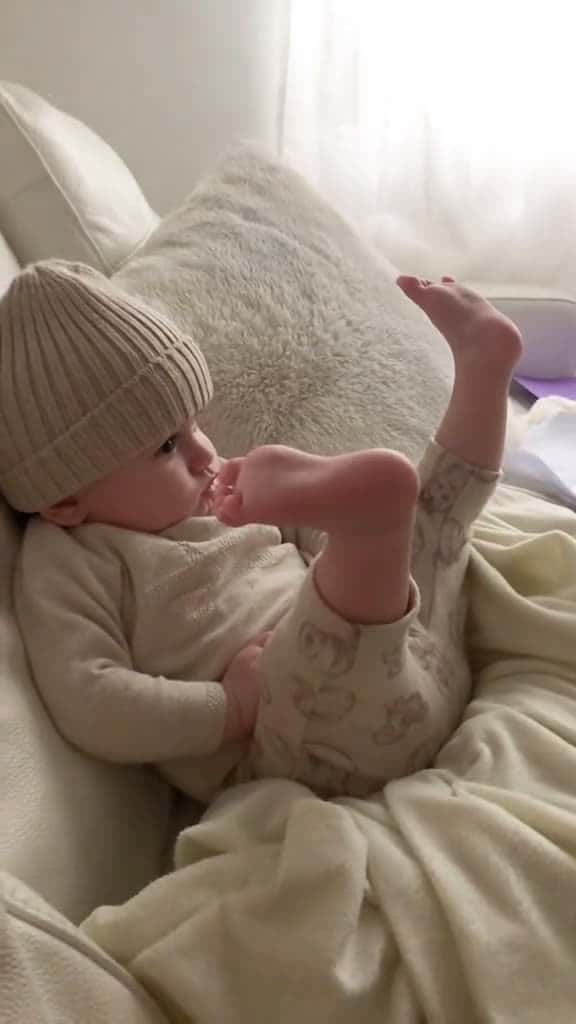 Cover for When the baby first discovers his feet Love funny usa family happybirthday foryou cute mom 41101 #followMe