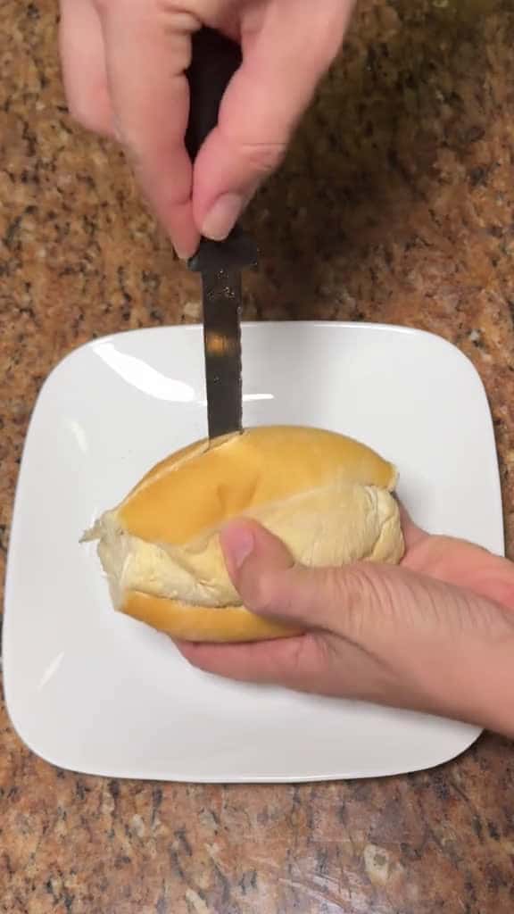 Cover for A piece of bread and soap can solve this annoying issue LifeHacks HouseholdHacks DIYTips C 20094 #nicevideo