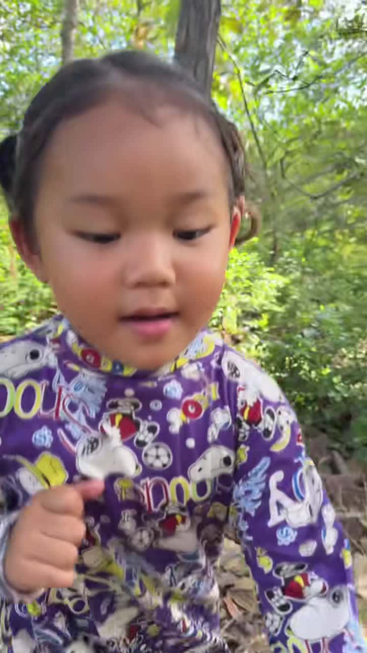 Cover for Wow! Single mom Fix a Broken Sandal with SMART ideas #camping #outdoors #bushcraft