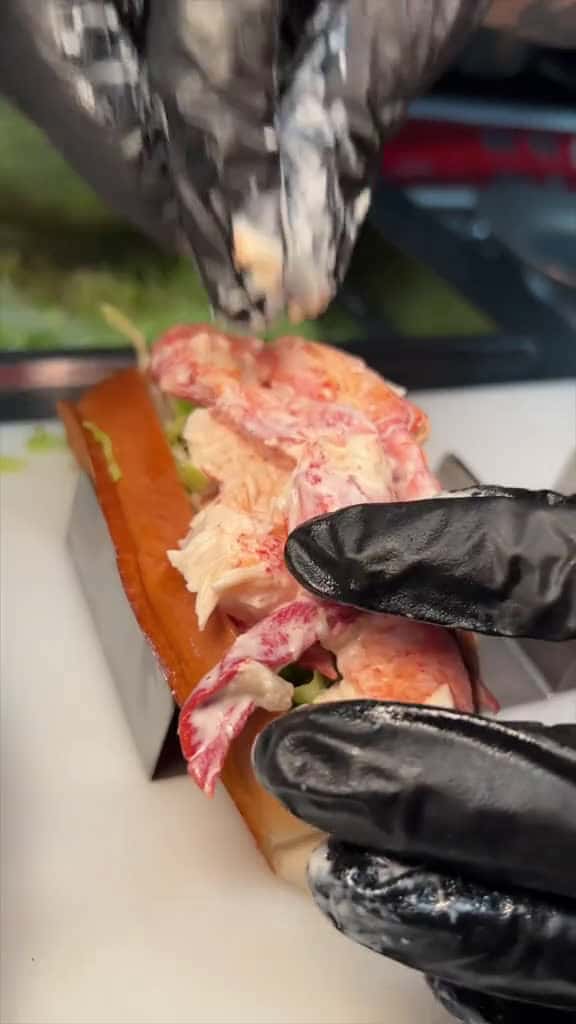 Cover for Which incredible LOBSTER ROLL from Redhooklobster in Red Hook, Brooklyn NYC are you DEVOURING#! #DEVOURPOWER #fyp #foryou #foodtiktok #lobsterroll #lobster #redhooklobsterpound #brookyn #foodies #foodblog