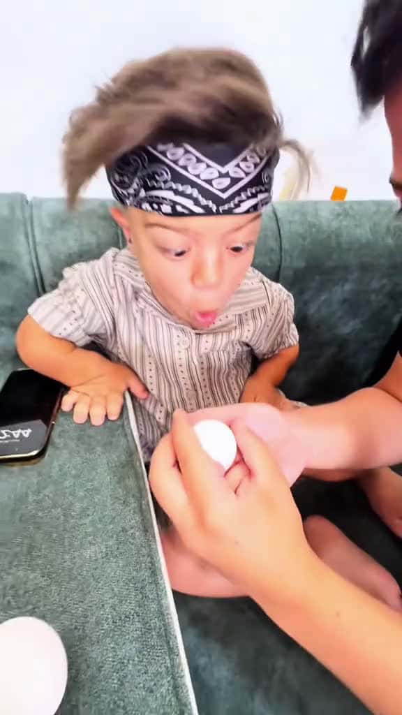 Cover for Dwarf comedy funnyvideo funny funnyprank scare viralvideo fyp scarecam haha 42414 #ilovescoopz