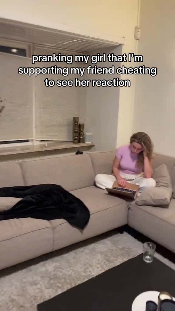 Cover for her reaction is such a green flag  girlfriendprank prankingmygirlfriend couplesco 75063 #shortvideos