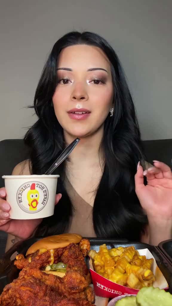 Cover for Daves Hot Chicken mukbang  eatwithme Foodie 51499 #ilovescoopz