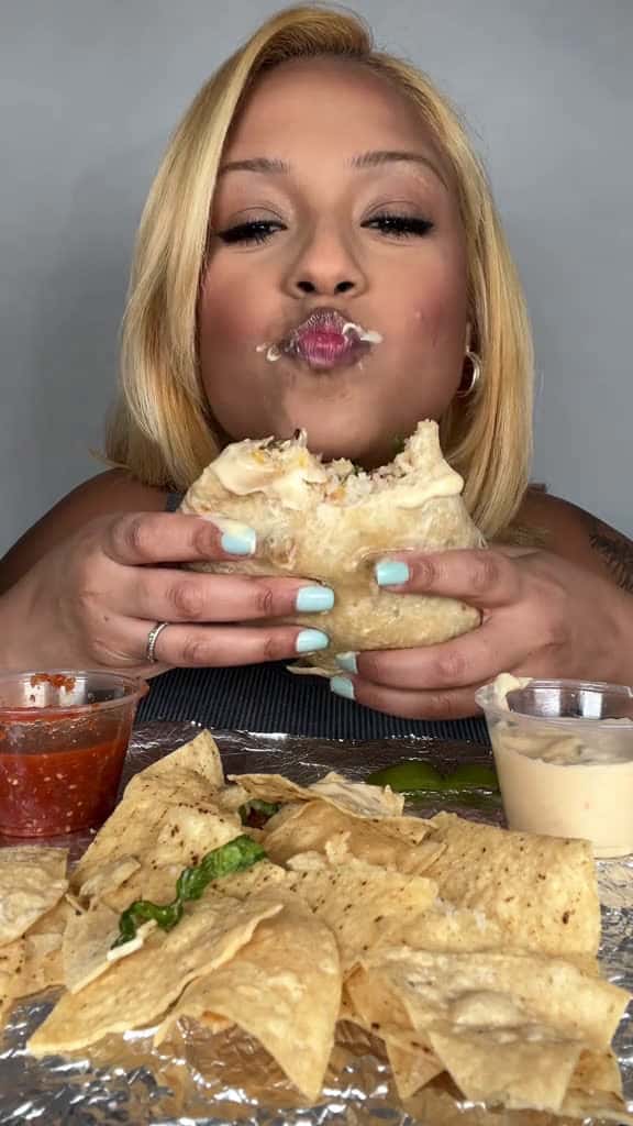 Cover for Chipotle steak burrito  chipotle burrito mukbang crunchy mukbangasmr eating asmre 59103 #trendingscoopz