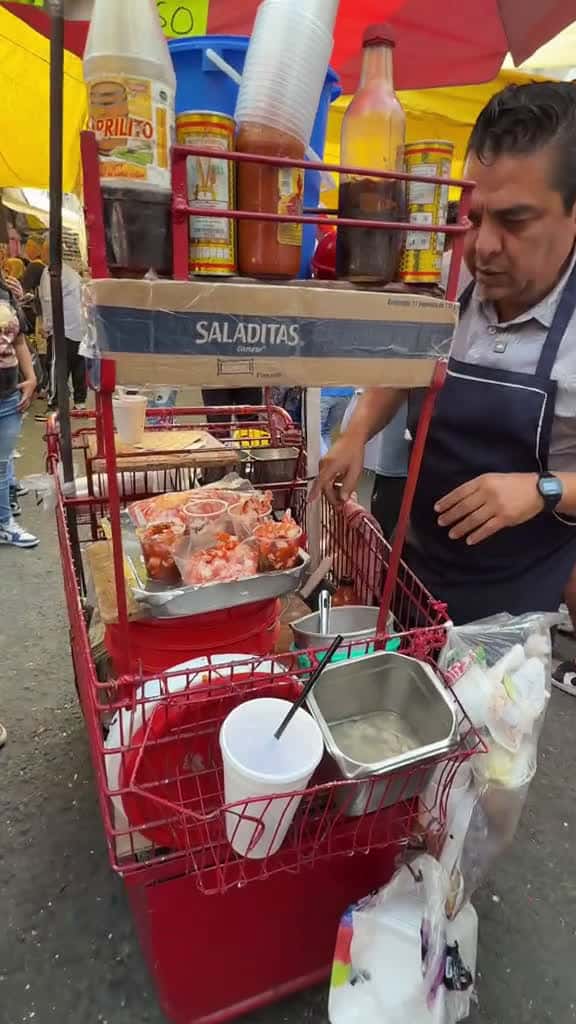 Cover for Probando cosas nuevas en M xico Camar n y pulpo c ctel en Tepito CDMX 81256 #trendingscoopz
