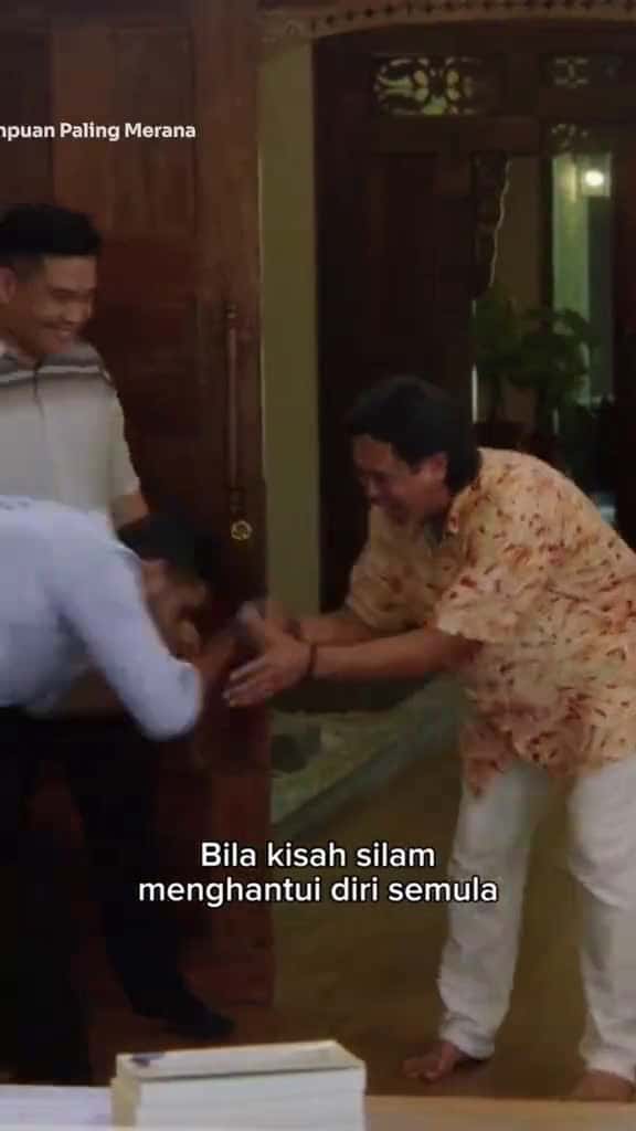 Cover for Bila orang yang pernah hancurkan masa silam kau muncul kembali  Saksikan di TV3 p 22375 #ilovescoopz