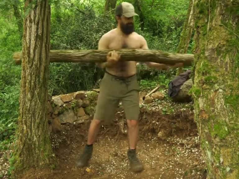 Cover for Build a shelter in the wilderness to survive alone. wilderness construction 55470 #trending