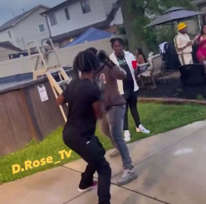 Cover for Hood fight crazy  #fyp #fypシ゚vira ll #funny #fight fightcam fightvideos t  fighting t #cool