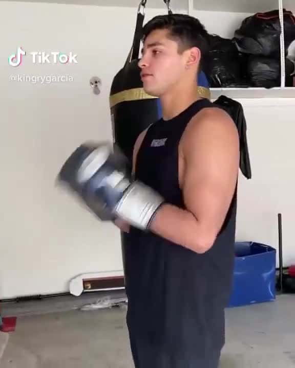 Cover for Solid ab workout during quarantine @kingryang