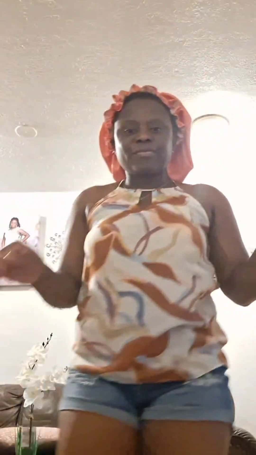 Cover for My girlfriend dancing mode