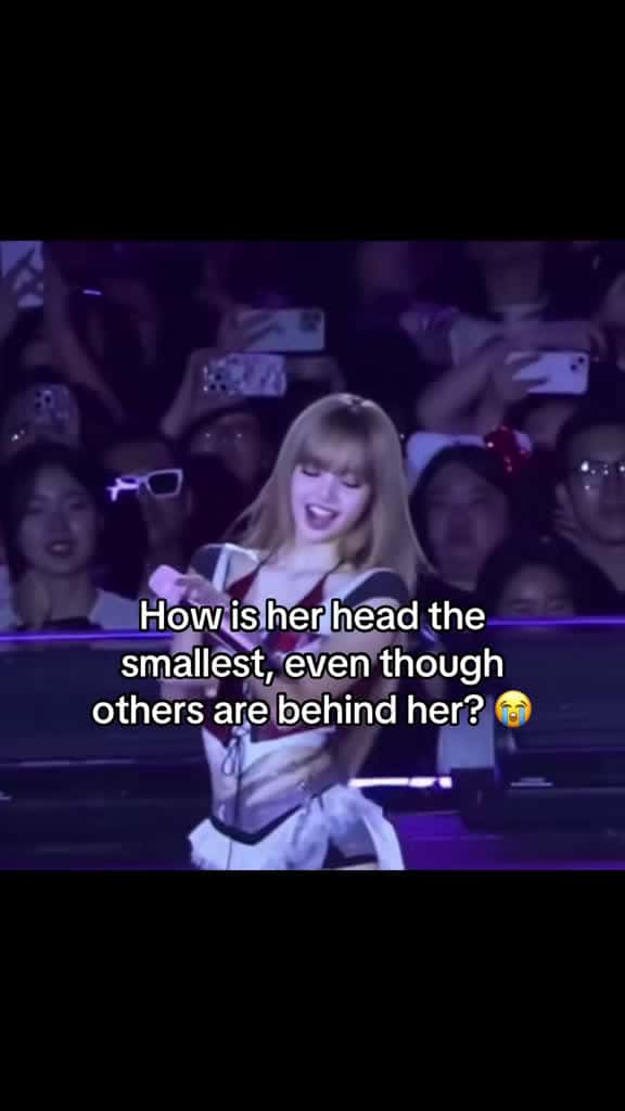 Cover for She looks like a real-life doll! 😭 #Lalisa #Blackpink #Kpop #Beauty