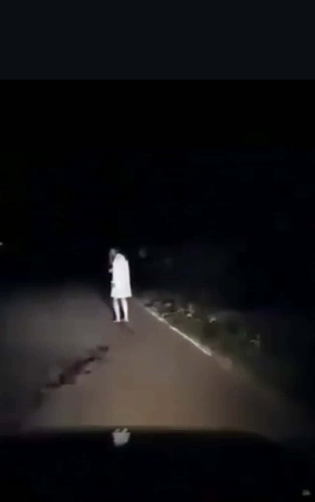 Cover for What are you doing in this scary situation? 🥶 #scary  #scarymovie  #cringe  #horror  #supernatural  #crazy 