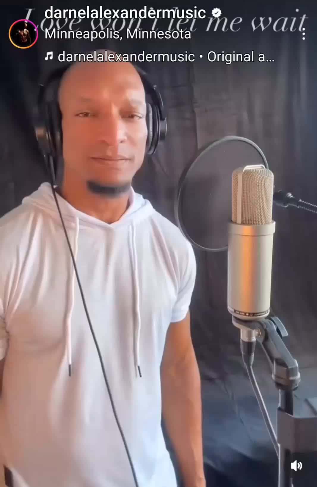 Cover for Wow, this is as close to Luther as it gets, he sounds amazing!I  do not own the rights to the music 
