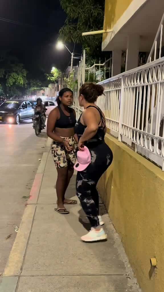 Cover for La pistolita de agua shorts funnycat humor virals bromas viraltiktok funny parati viralpag 21151 #ilovescoopz