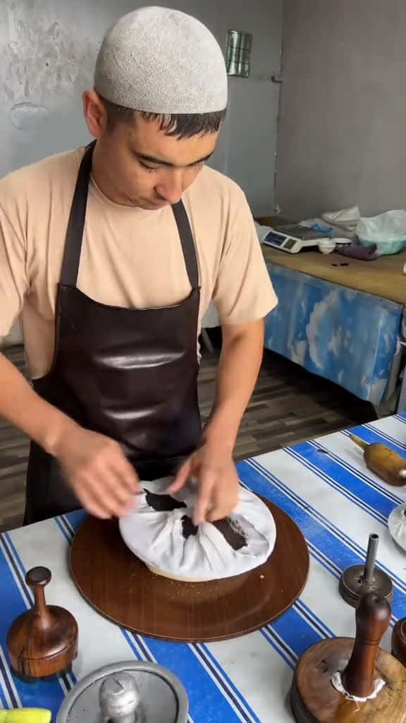 Cover for See the bread baking process in Uzbekistan baking bakingrecipe TandoorBread asmr creatorse 63231 #shortvideosscoopz