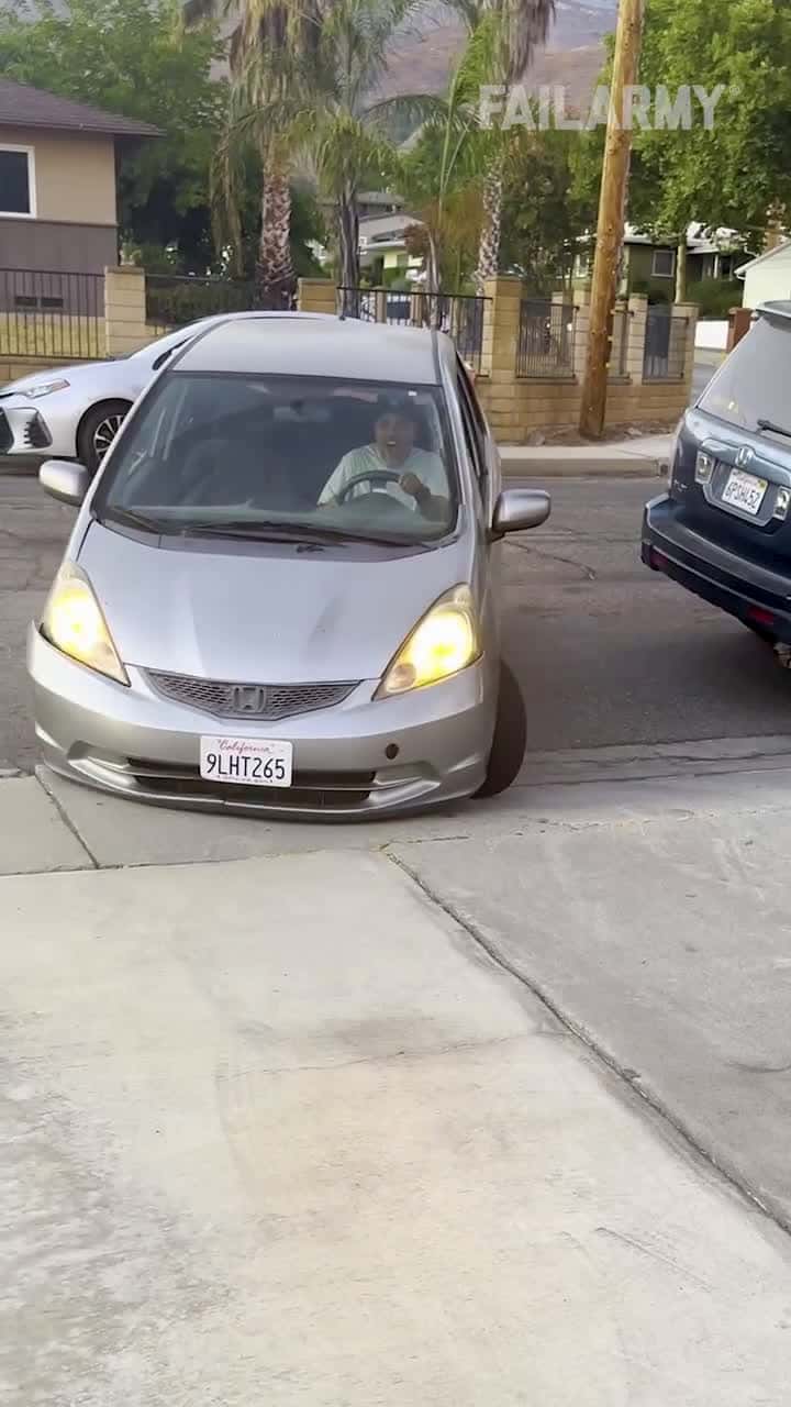 Cover for #TooFunnyToScroll Unexpected fails caught