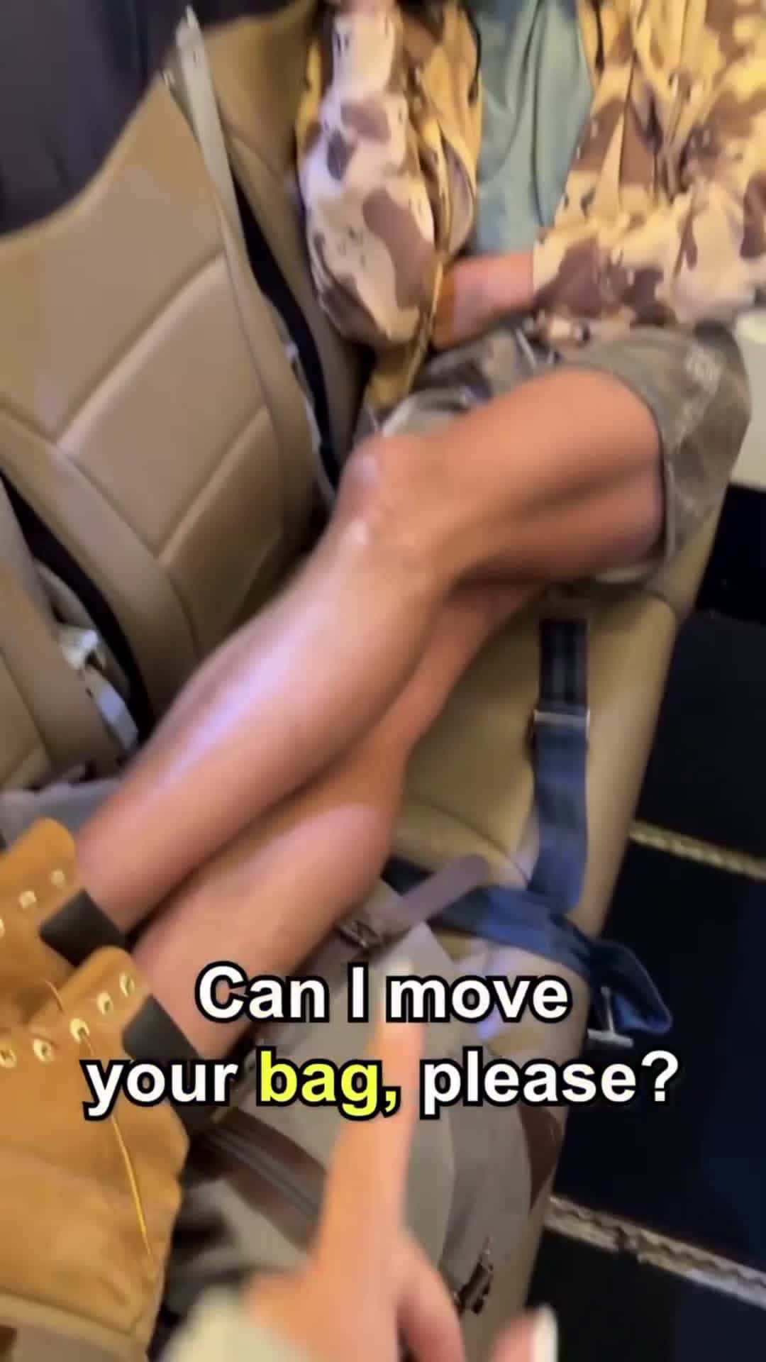 Cover for Angry man won't give up "his row" on full southwest flight! 😱
