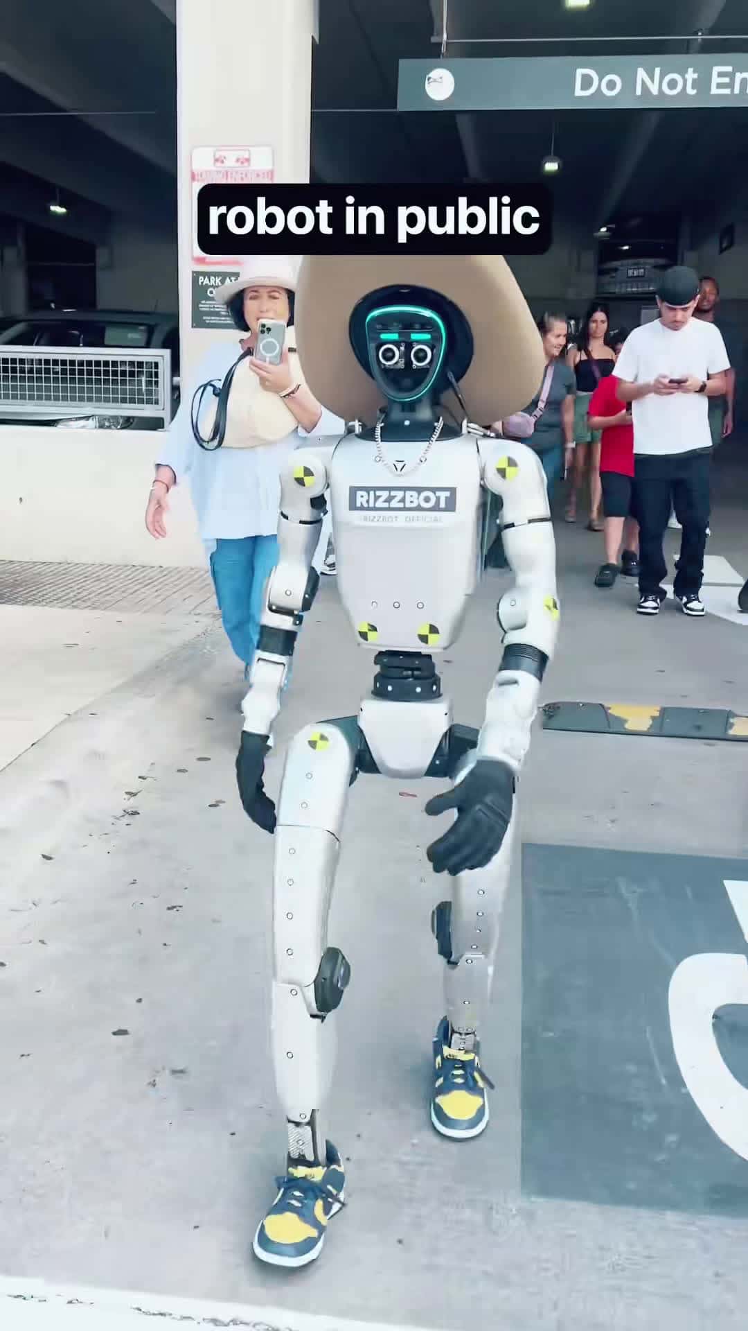 Cover for Smart Robot...#scoopz #fyp #explore #trending 