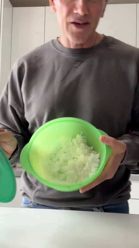Cover for Il te reste du riz au frigo  Voici une astuce incroyable pour transformer ton res 68224 #shortvideosscoopz