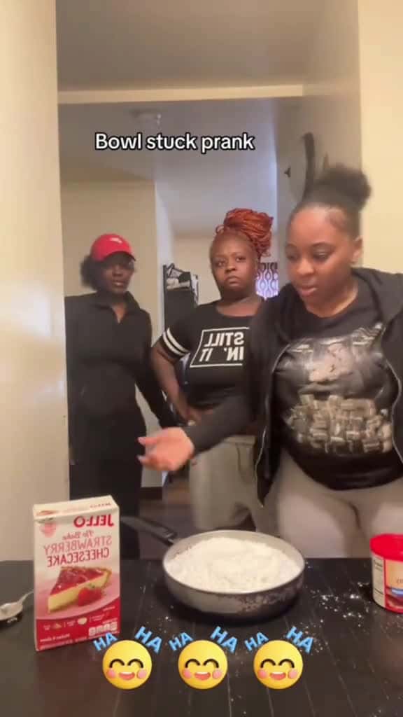 Cover for Bowl stuck prank lol #nigeriantiktok #funnyvideos  created by Boni Faas with Boni Faas’s original sound