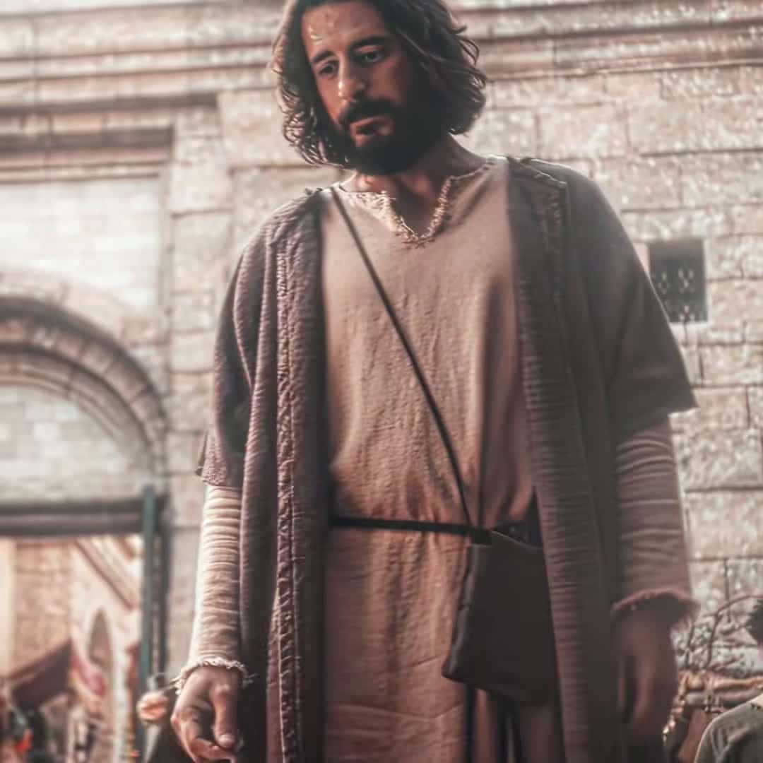 Cover for Jesus is king🙏🏼 // my main in my bio‼️ // #jesuslovesyou #jesus #edit #xyzbca #viral #fyp