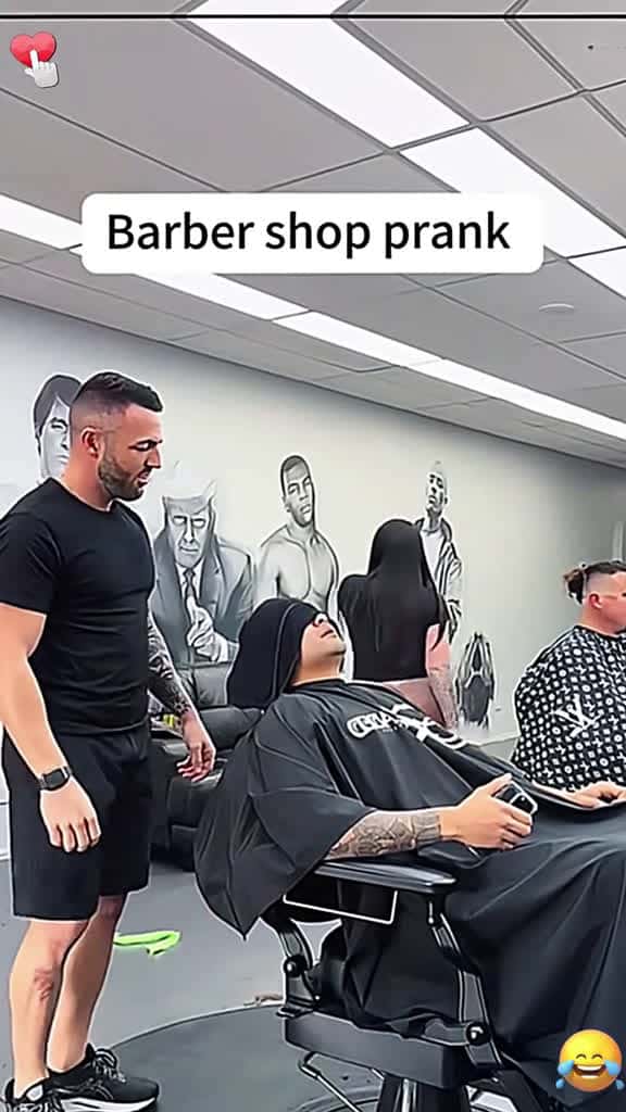 Cover for scareprank scarecam scary scared funnyvideos funnyprank foryour foryoupage funny haha funn 64542 #us