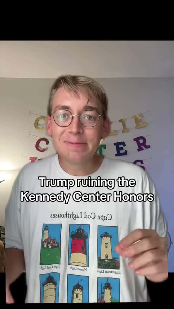 Cover for Trump reveals the 2025 Kennedy Center Honors honorees — Sylvester Stallone, George Strait, and Kiss — and signals a bold reshuffle of the center's leadership and programming. 😮 #KennedyCenterHonors #Trump #ArtsLeadership #Stallone