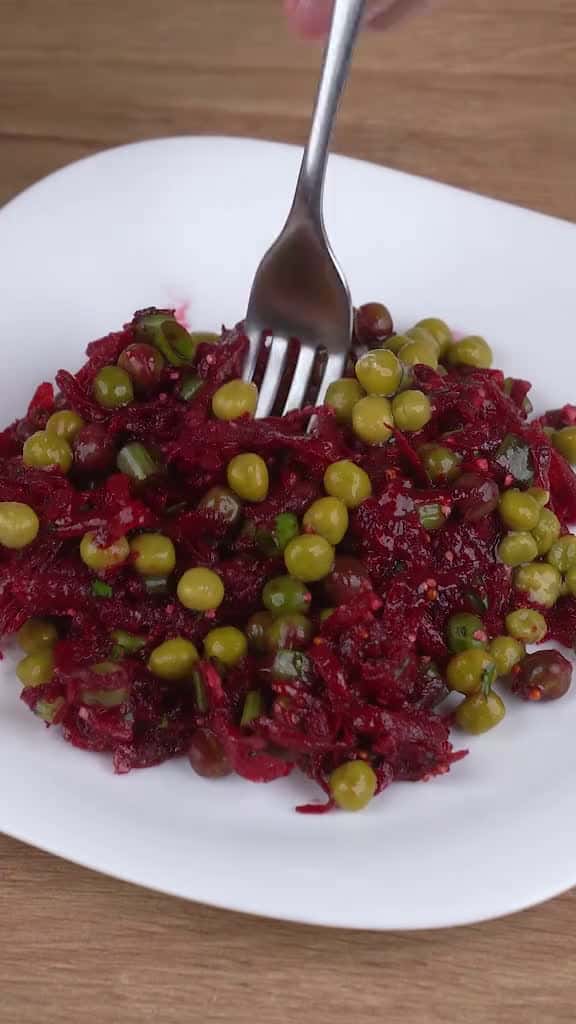 Cover for A new beetroot salad for you to have every day. cooking Recipe EasyRecipe quickrecipes sal 09758 #trending