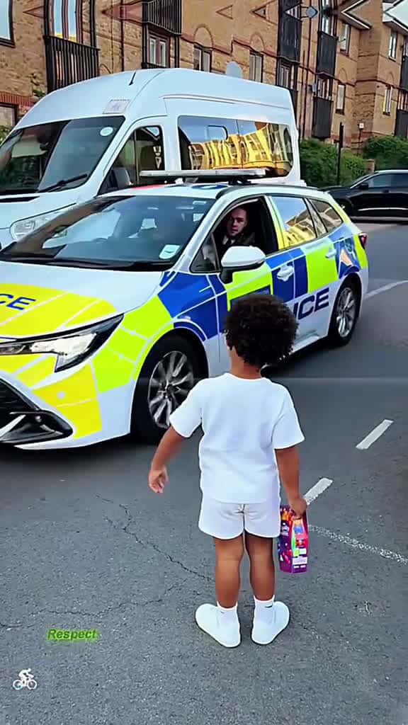 Cover for Be kind always. fyp fouryou USA baby kids warm kids kindness showlove share respect underr 38943 #shortvideos