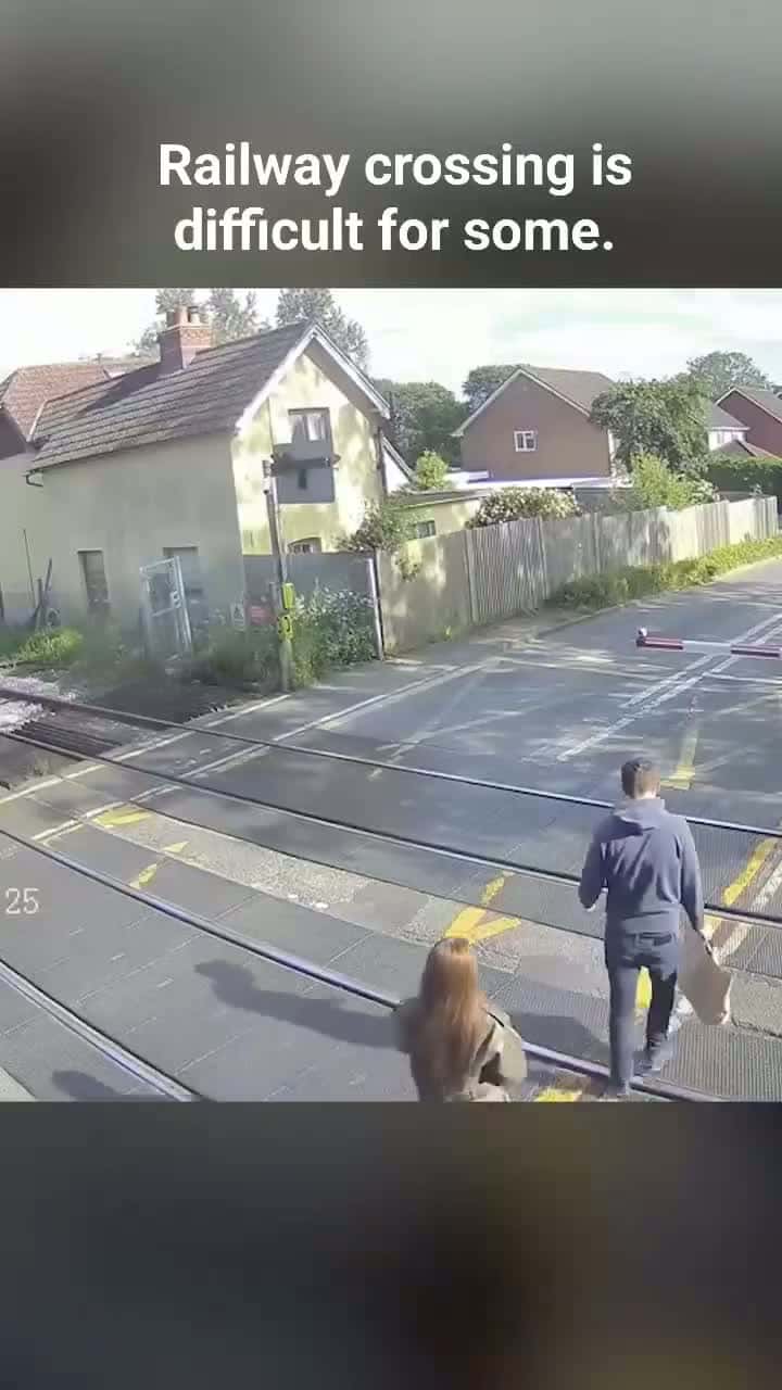 Cover for Railway crossing is difficult for some... 🤦‍♂️