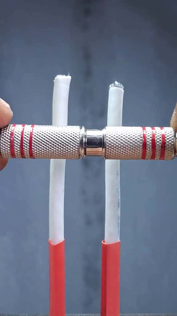 Cover for Como fazer esse truque da maneira certa craftideas gambiarra tutorials racks idea 81047 #shortvideos